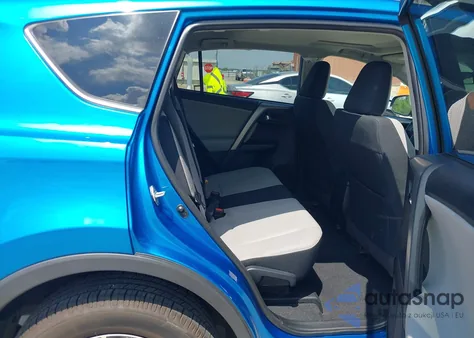 2018 Toyota Rav4 Xle из США, поврежденный, VIN 2T3WFREV0JW458152